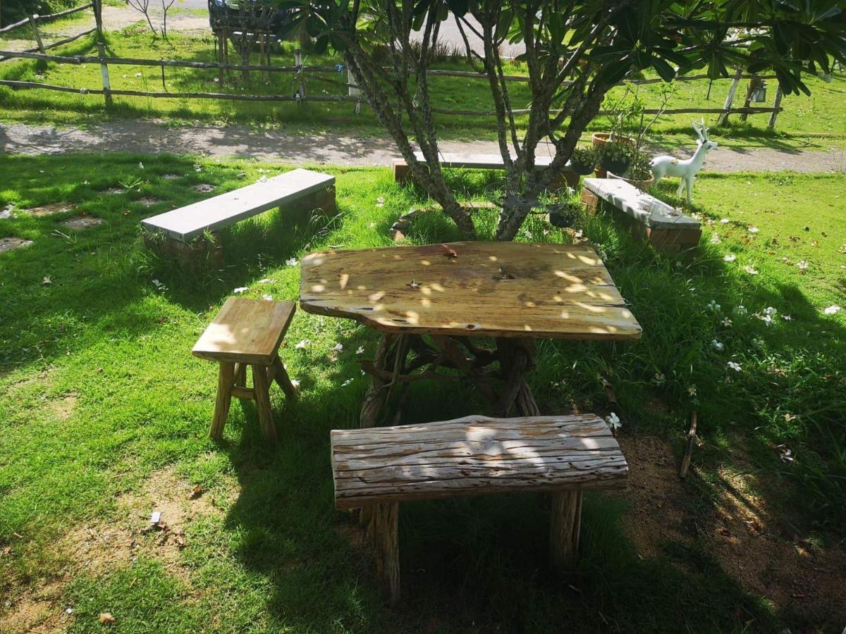 Terrua Main Ten Villa Garden Suan Phueng Exterior photo